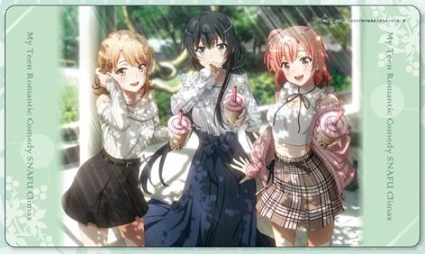 画像1: 【予約：9月10日(水)20時まで】ホビーストック　やはり俺の青春ラブコメはまちがっている。完  描き下ろしラバーマット  雪乃＆結衣＆いろは 公園デート ver (1)