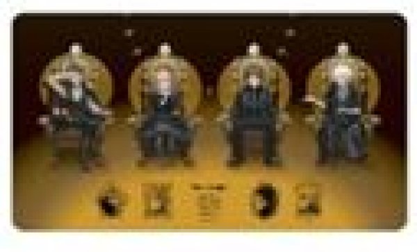 画像1: 【予約：3月22日(日)20時まで】アルマビアンカ　ダンガンロンパシリーズ およさんイラスト 集合 B 玉座ver. マルチデスクマット (1)