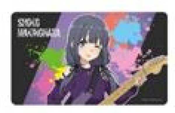 画像1: 【予約：4月21日(火)20時まで】アルマビアンカ　「青春ブタ野郎」シリーズ 描き下ろし 牧之原翔子 ギター演奏ver. マルチデスクマット (1)