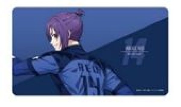 画像1: 【予約：6月7日(日)20時まで】アルマビアンカ　TVアニメ『ブルーロック』 描き下ろし 御影 玲王 戦う背中×雨ver. マルチデスクマット (1)