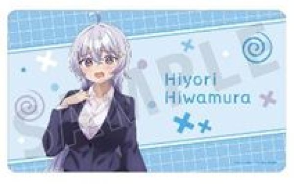 画像1: 【予約：6月21日(日)20時まで】アルマビアンカ　TVアニメ「よわよわ先生」 鶸村ひより マルチデスクマット (1)