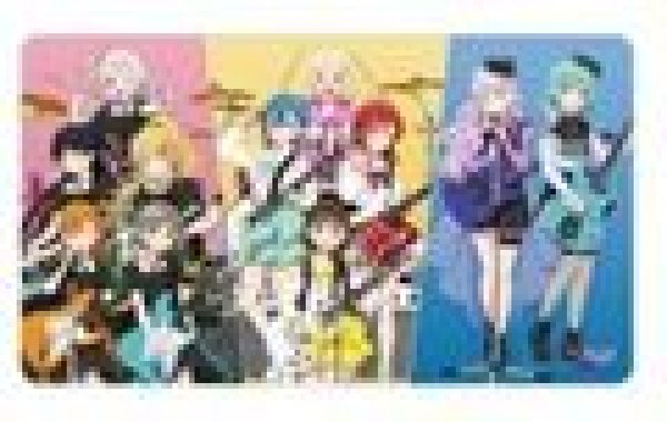 画像1: 【予約：7月11日(土)20時まで】アルマビアンカ　ラブライブ！スーパースター!!　描き下ろし 集合 バンドver. マルチデスクマット (1)