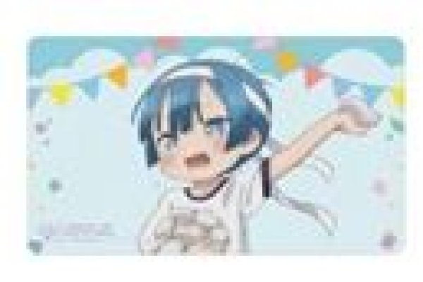 画像1: 【予約：8月30日(日)20時まで】アルマビアンカ　メイドインアビス 描き下ろし マルルク 運動会ver. マルチデスクマット (1)