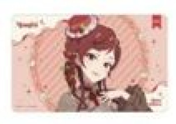 画像1: 【予約：10月11日(日)20時まで】アルマビアンカ　劇場版『ゾンビランドサガ ゆめぎんがパラダイス』 描き下ろし ゆうぎり お座りケーキver. マルチデスクマット (1)
