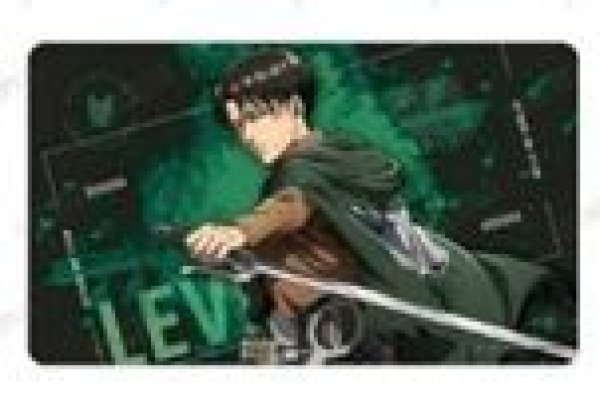 画像1: 【予約：10月11日(日)20時まで】アルマビアンカ　TVアニメ『進撃の巨人』 描き下ろし リヴァイ 戦う背中ver. 第2弾 マルチデスクマット (1)